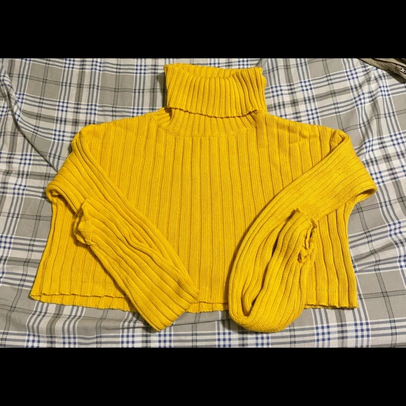 Size m to xl Clothes - Picture 2 of 16